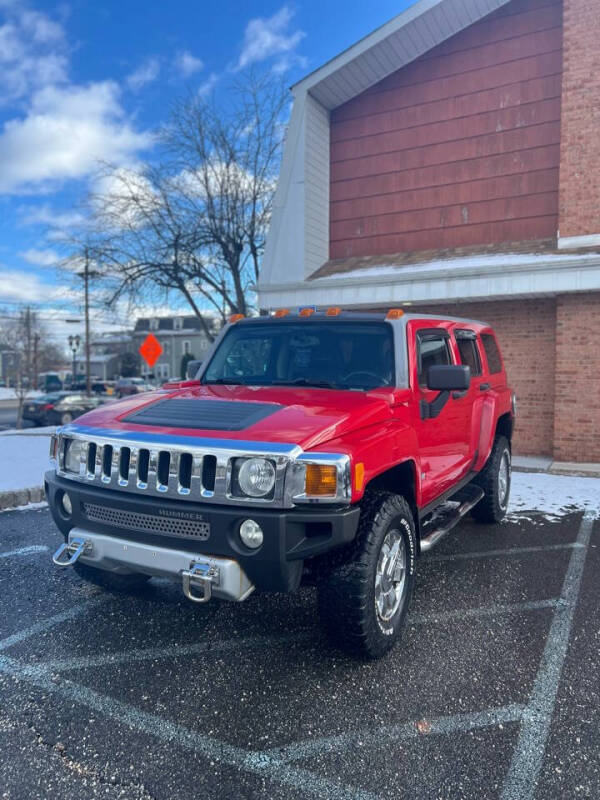 Hummer H3's photo