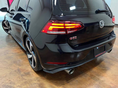 2019 Volkswagen Golf GTI S
