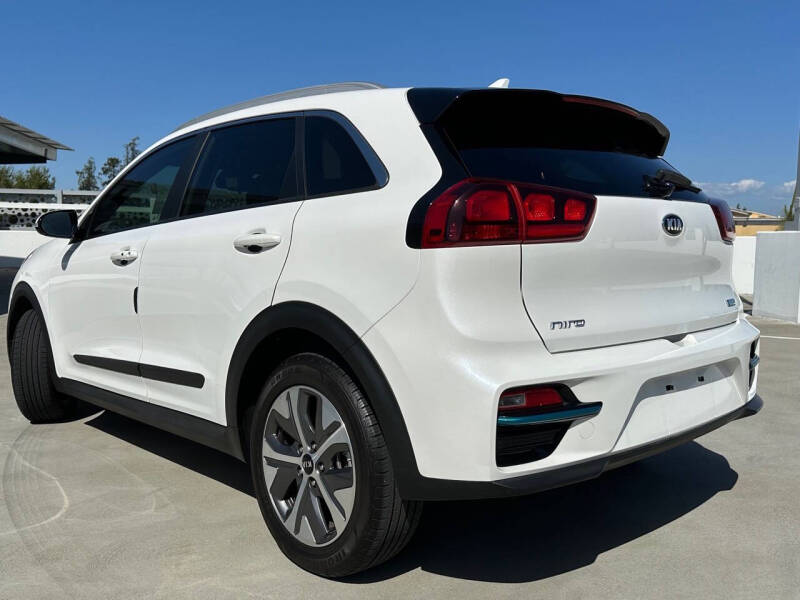 2021 Kia Niro EX - Photo 9