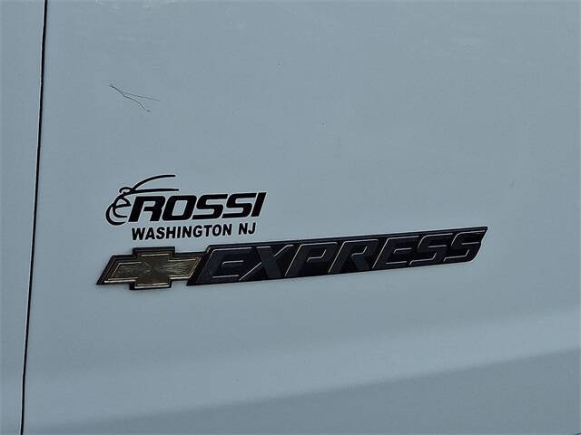 2024 Chevrolet Express 2500