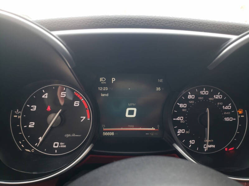 2017 Alfa Romeo Giulia Ti