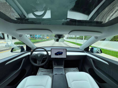 2024 Tesla Model Y Long Range