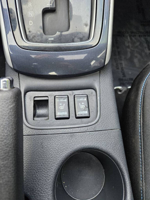 2017 Nissan Sentra SR TURBO