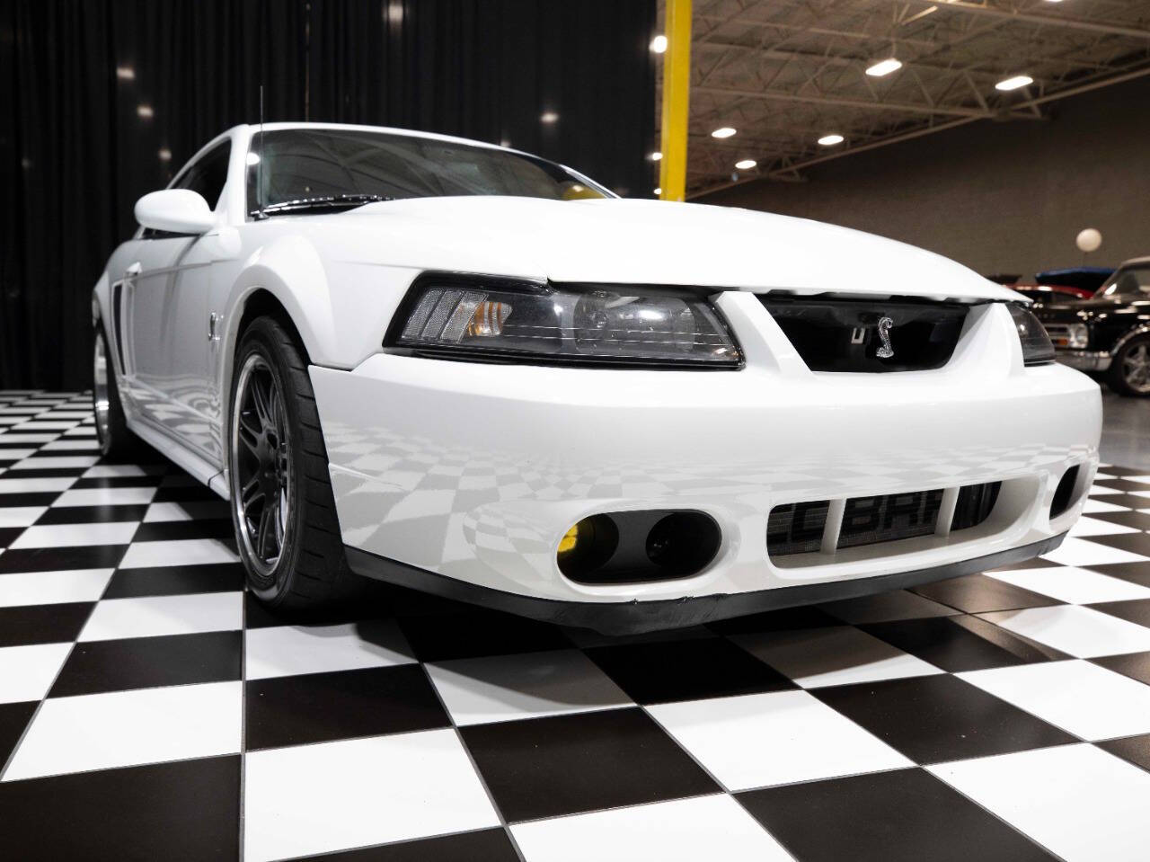 2003 Ford Mustang SVT Cobra 10