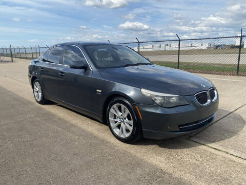 2010 BMW 5 Series for sale at Car Maverick in Addison TX