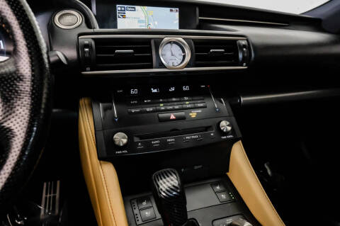2016 Lexus RC 200t