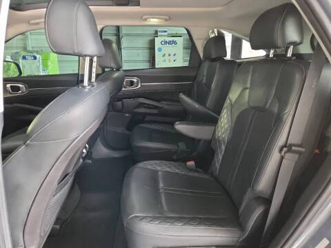 2022 Kia Sorento SX