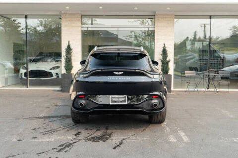 2021 Aston Martin DBX