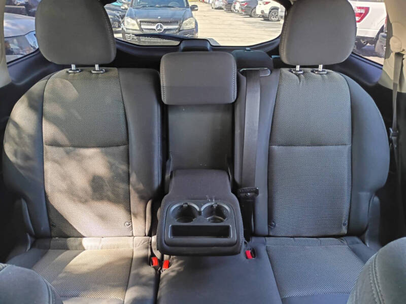 2017 Nissan Pathfinder SV