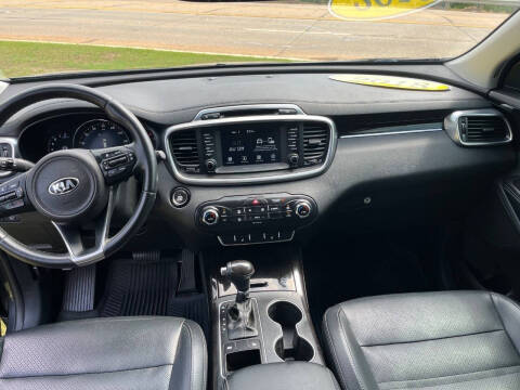 2018 Kia Sorento EX V6