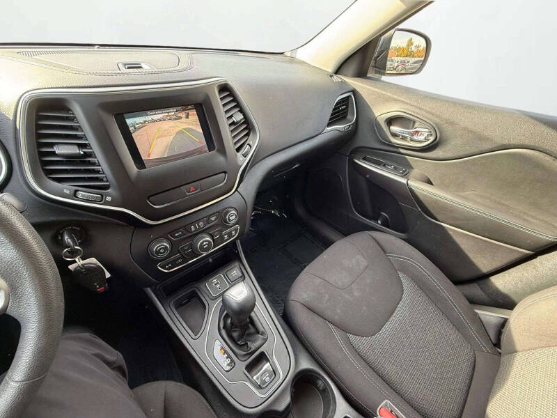 2020 Jeep Cherokee Latitude