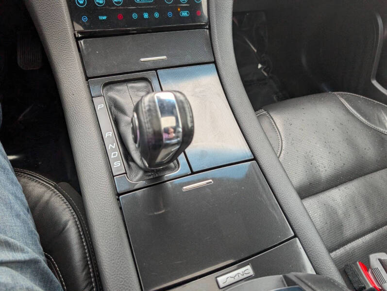 2016 Ford Taurus Limited