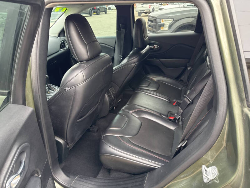 2019 Jeep Cherokee Trailhawk