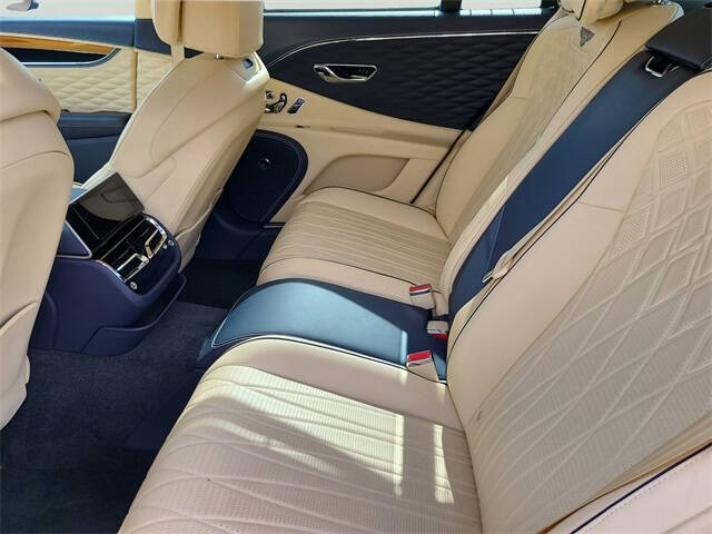 2021 Bentley Flying Spur V8