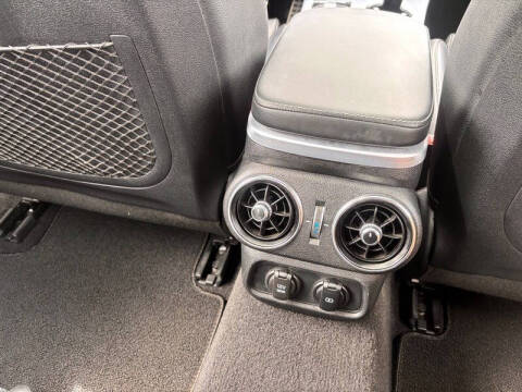 2022 Kia Stinger GT1