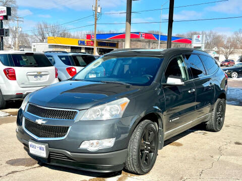 2009 Chevrolet Traverse for sale at World Wide Automotive in Sioux Falls SD