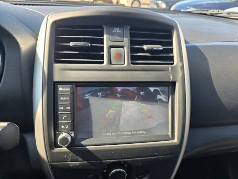 2019 Nissan Versa SV