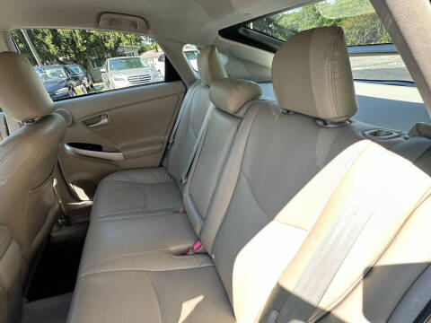 2011 Toyota Prius Two