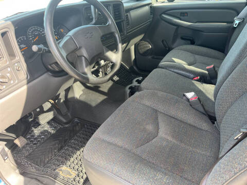2005 Chevrolet Silverado 1500 Work Truck
