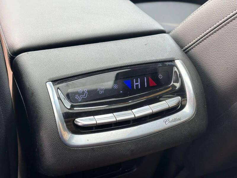 2021 Cadillac XT6 Luxury