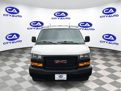 2023 GMC Savana 2500