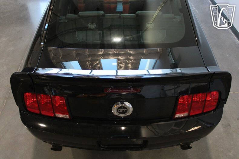 2005 Ford Mustang