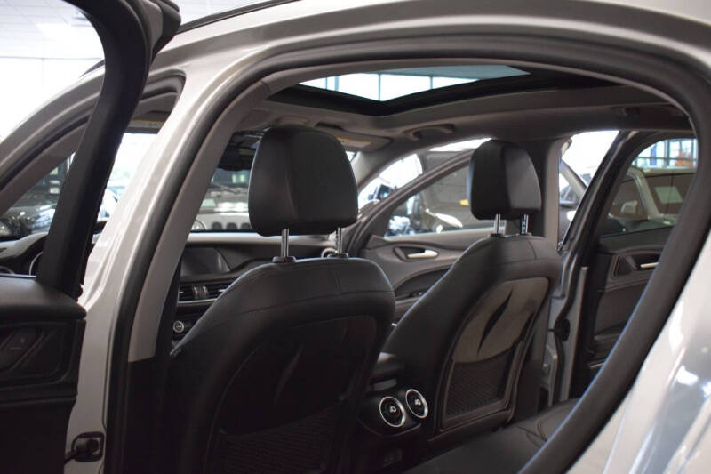 2021 Alfa Romeo Stelvio Sprint