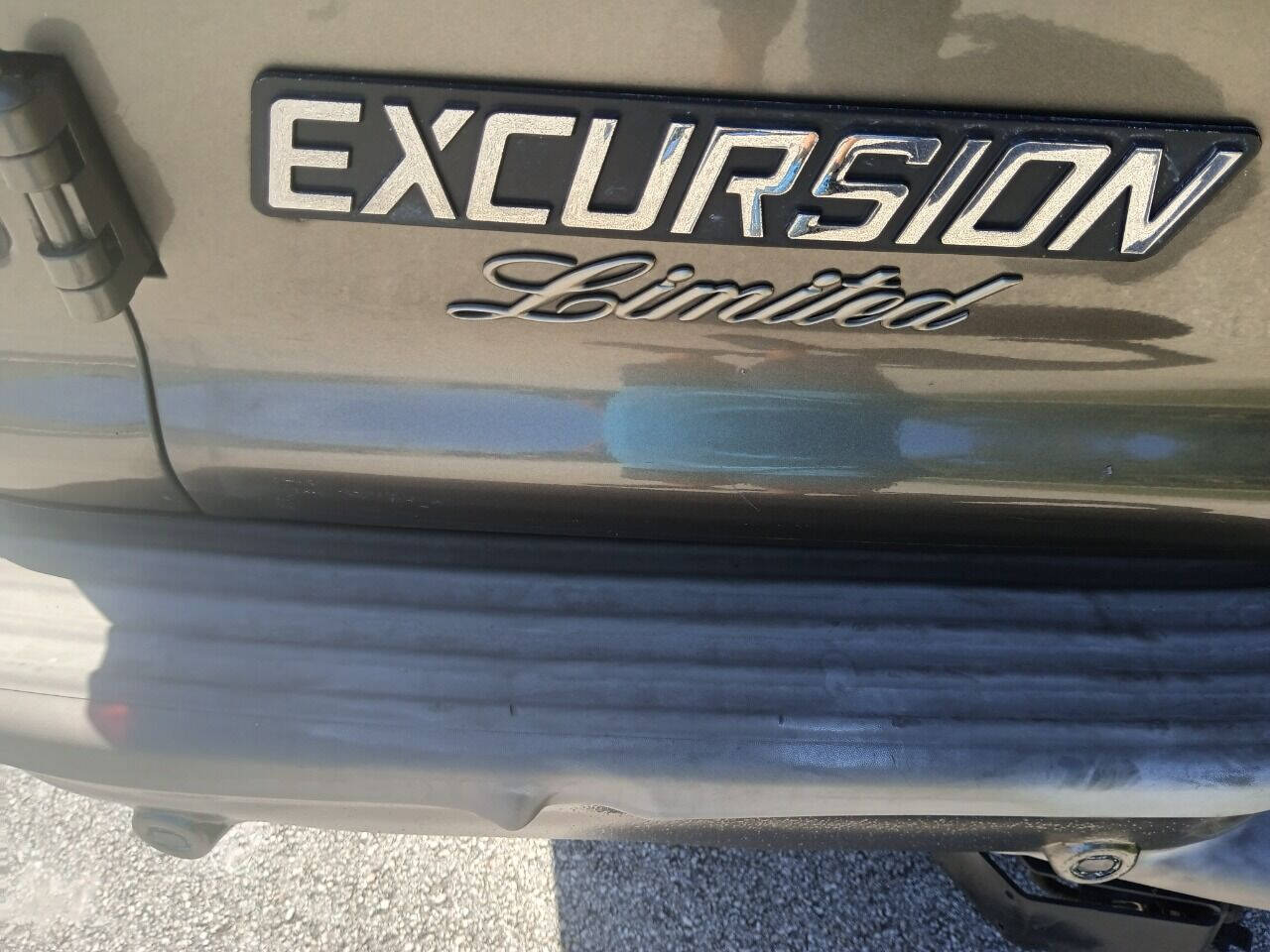 2003 Ford Excursion SUV / Crossover - $11,950