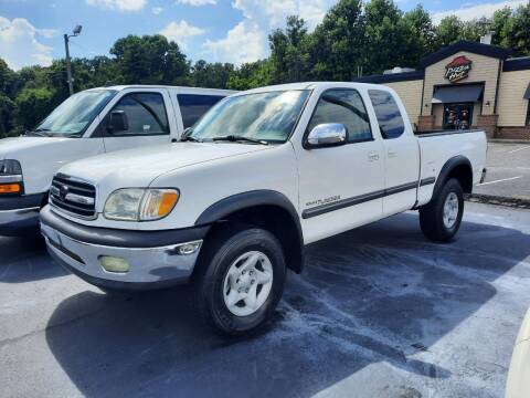 2001 Toyota Tundra for sale at G AND J MOTORS in Elkin NC