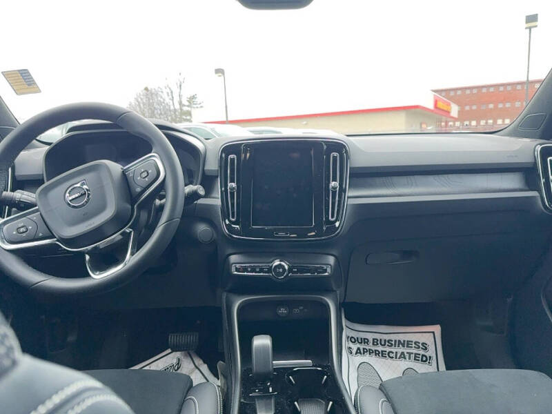 2024 Volvo XC40 Recharge Plus