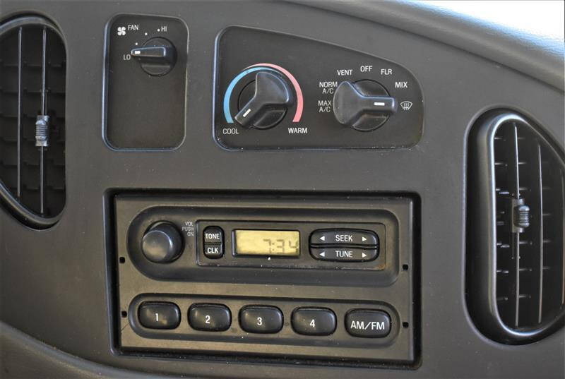 2008 Ford E-Series E-250