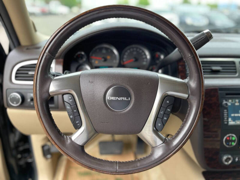 2007 GMC Yukon Denali