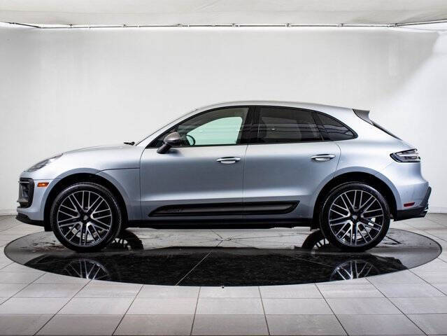 2026 Porsche Macan T