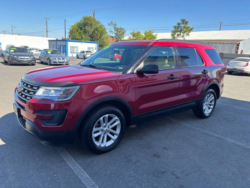 2017 Ford Explorer