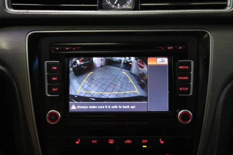 2014 Volkswagen Passat 1.8T SE PZEV