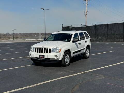 2006 Jeep Grand Cherokee for sale at El Chapin Auto Sales, LLC. in Omaha NE