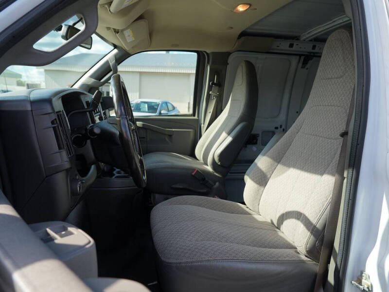 2017 Chevrolet Express 2500