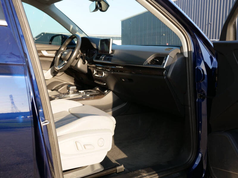 2018 Audi Q5 2.0T quattro Premium Plus