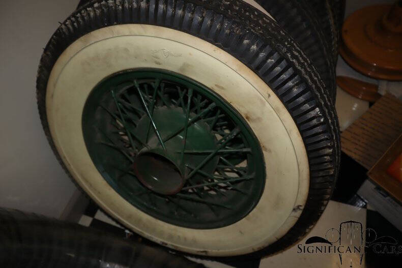 1933 Auburn 1250 Salon Cabriolet