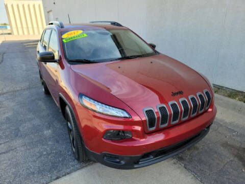 2017 Jeep Cherokee for sale at DRIVE NOW in Wichita KS