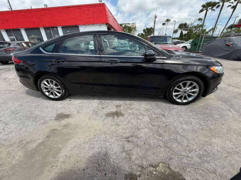 2017 Ford Fusion SE