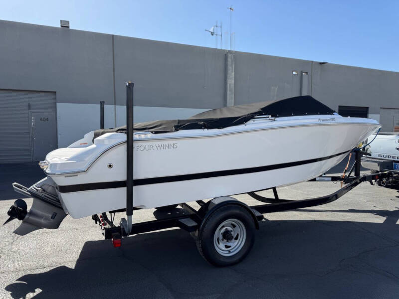 2017 Four Winns 190 Freedom