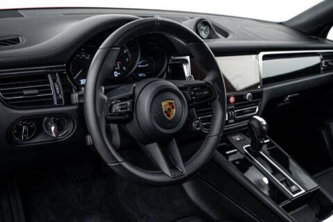 2026 Porsche Macan T