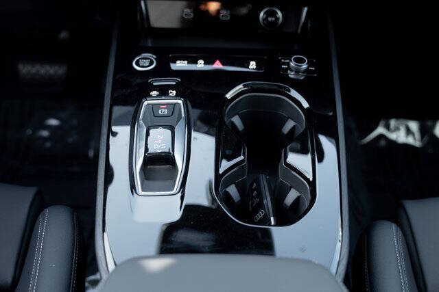 2025 Audi A5 quattro Prestige TFSI