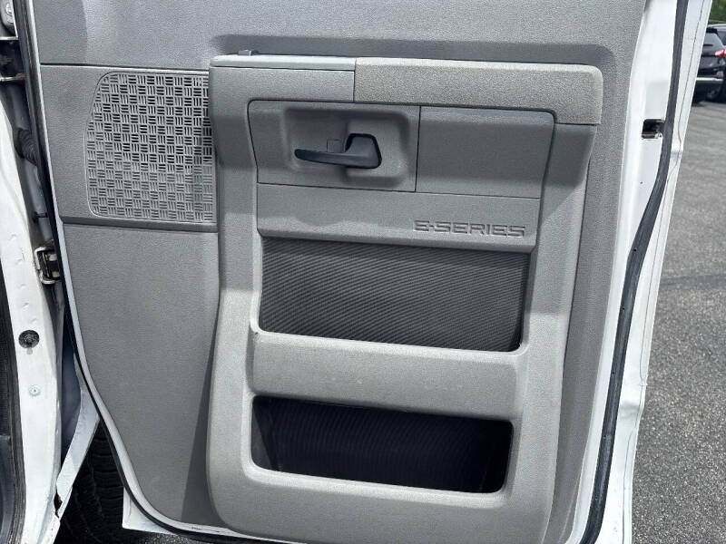 2011 Ford E-Series