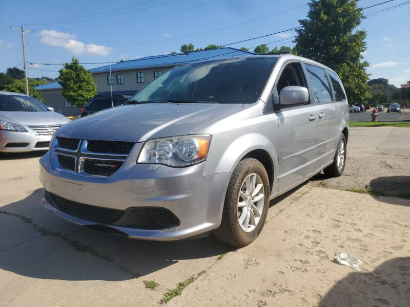 2014 Dodge Grand Caravan for sale at Super Trooper Motors in Madison WI