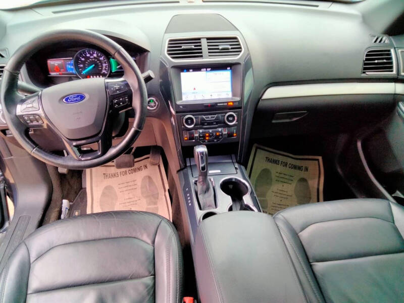 2017 Ford Explorer XLT