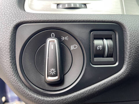 2015 Volkswagen Golf TSI S