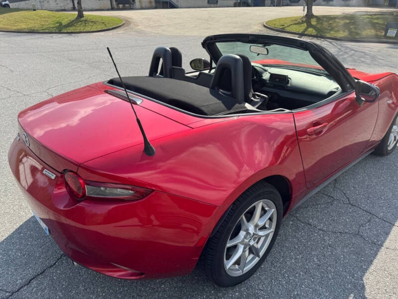 2017 Mazda MX-5 Miata Sport