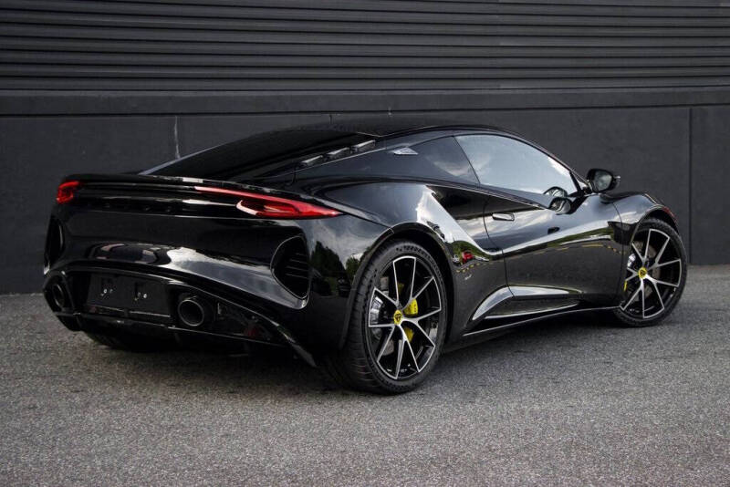 2025 Lotus Emira V6 Base